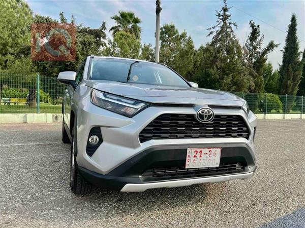 Toyota for sale in Iraq